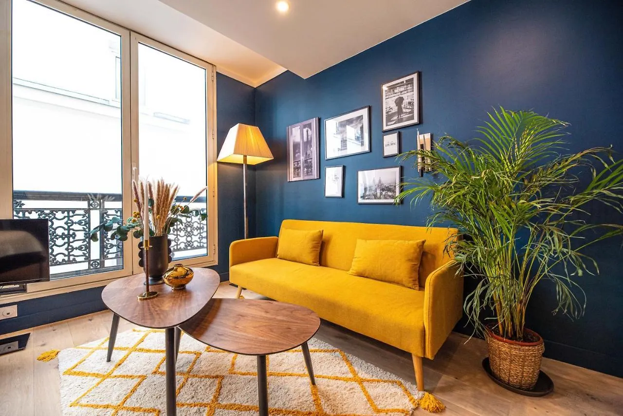 Apartment Monsieur Pigalle Paris France