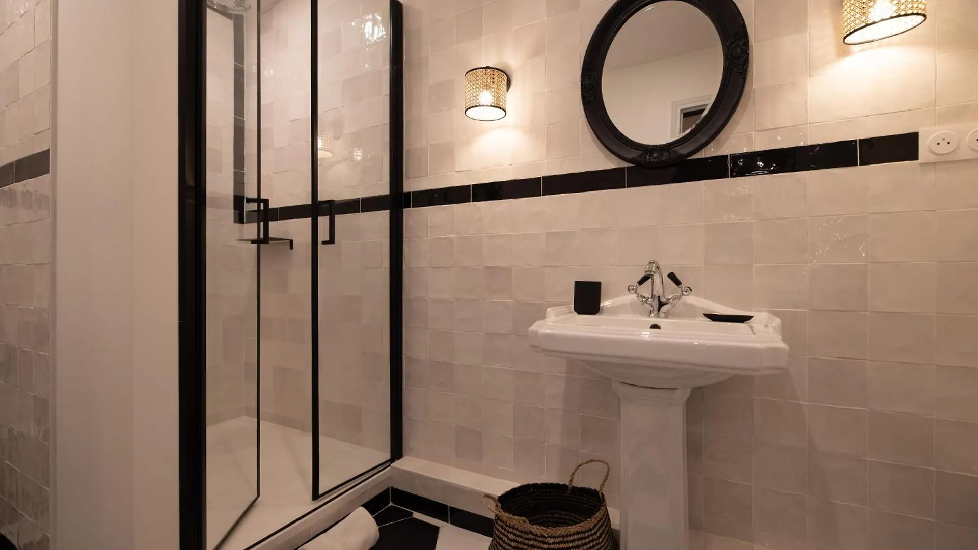 Apartment Monsieur Pigalle Paris