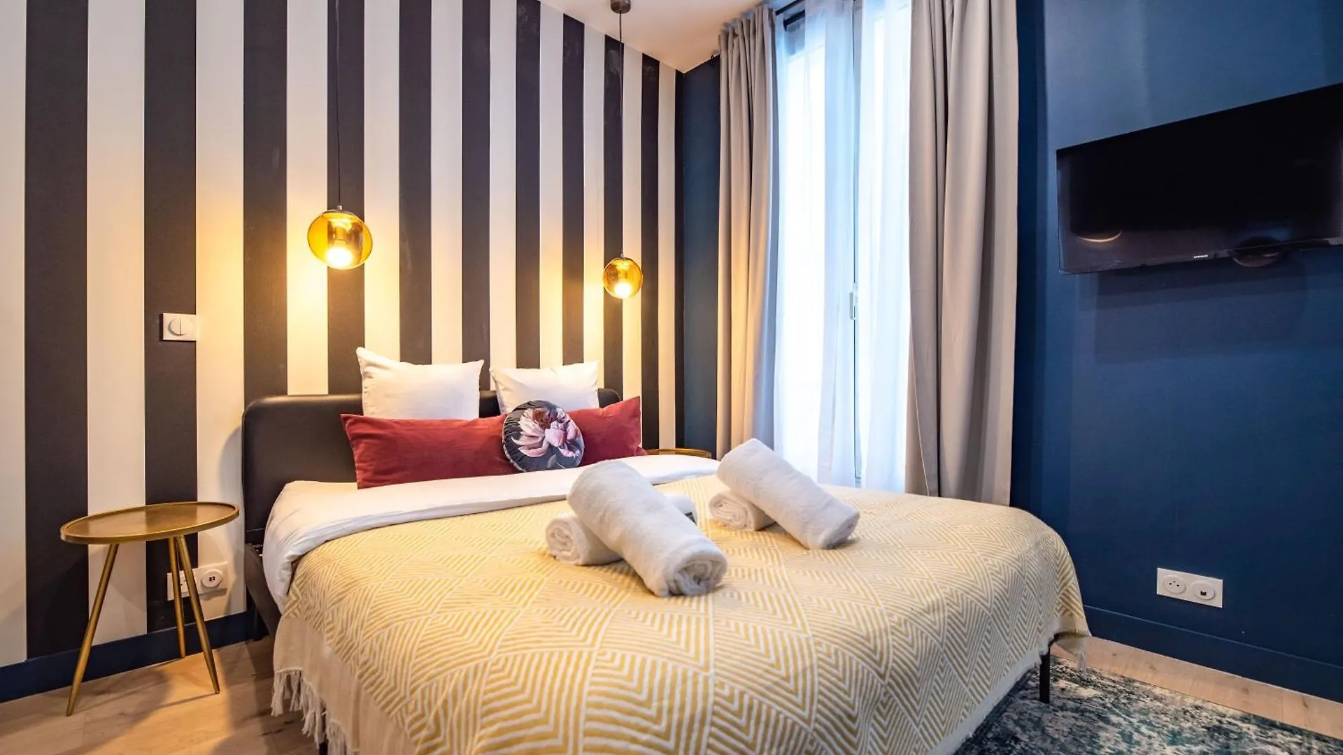 Monsieur Pigalle Paris
