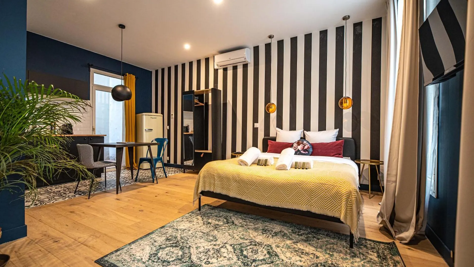 Apartment Monsieur Pigalle Paris